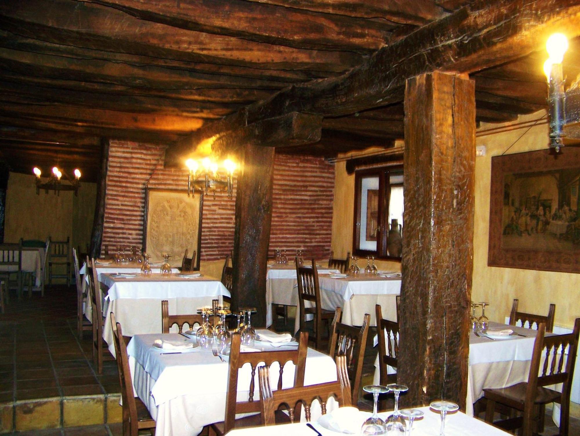 Palacio De Los Alvarado En Las Merindades El Ribero Ngoại thất bức ảnh